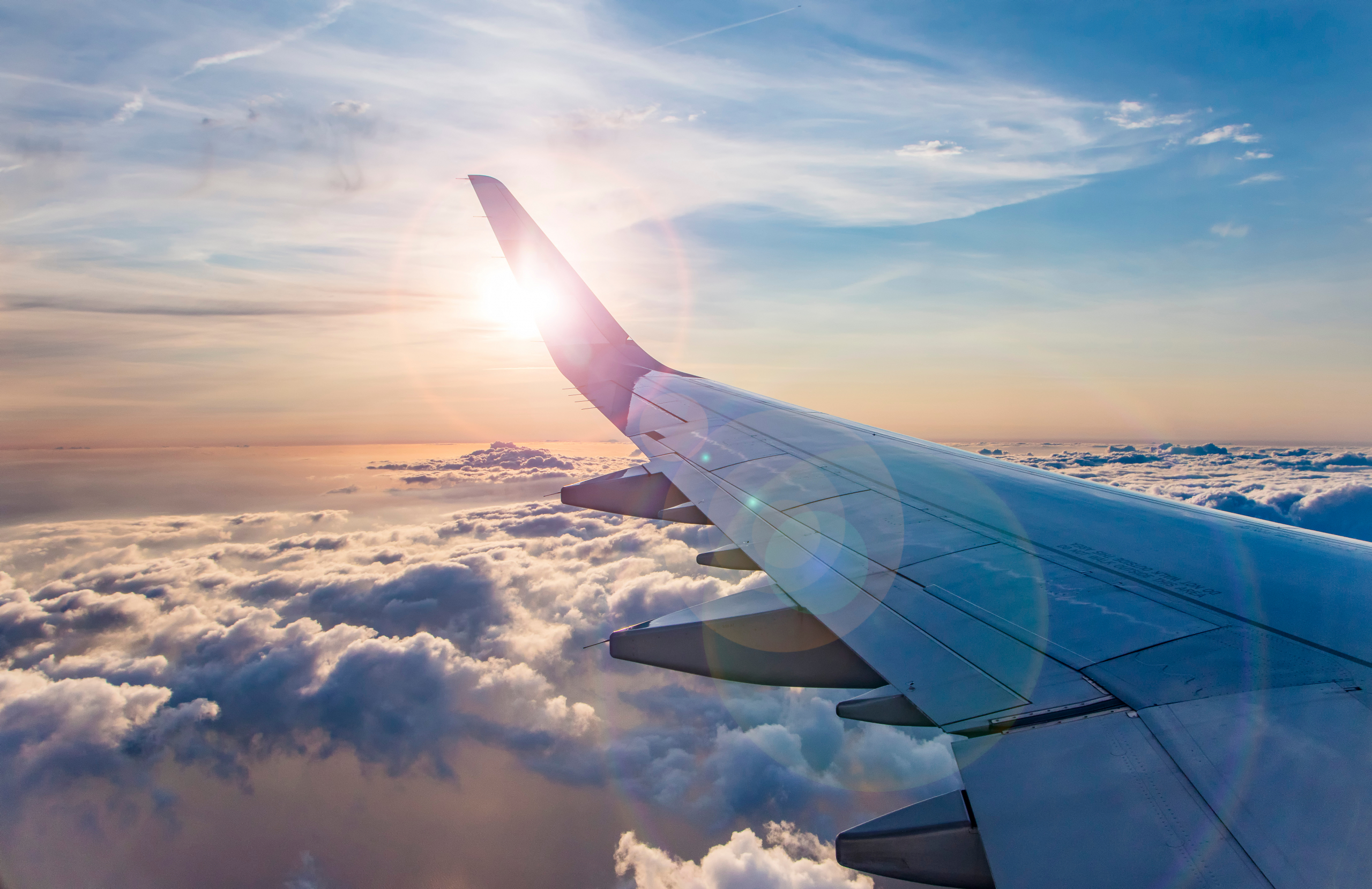 IATA diže uzbunu: Cilj nulte emisije u avijaciji do 2050. pod velikim znakom pitanja