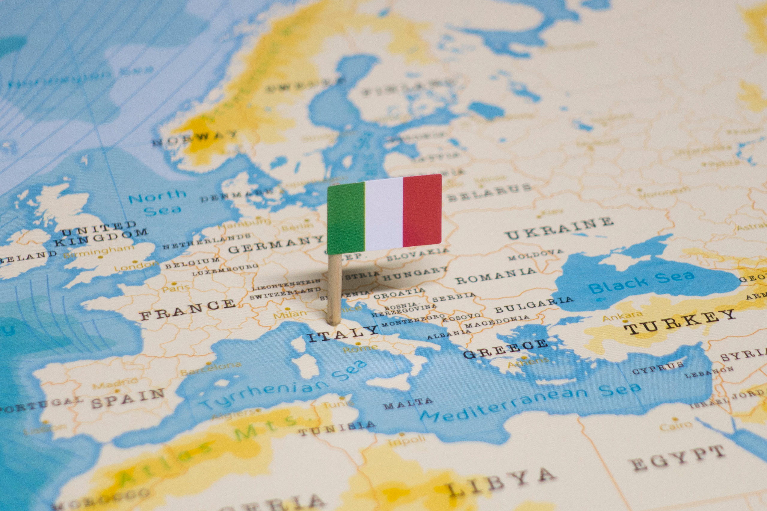 Italija i Mađarska glasale protiv EU direktive o zelenim domovima, ona ipak usvojena: "Ko će to da plati?"