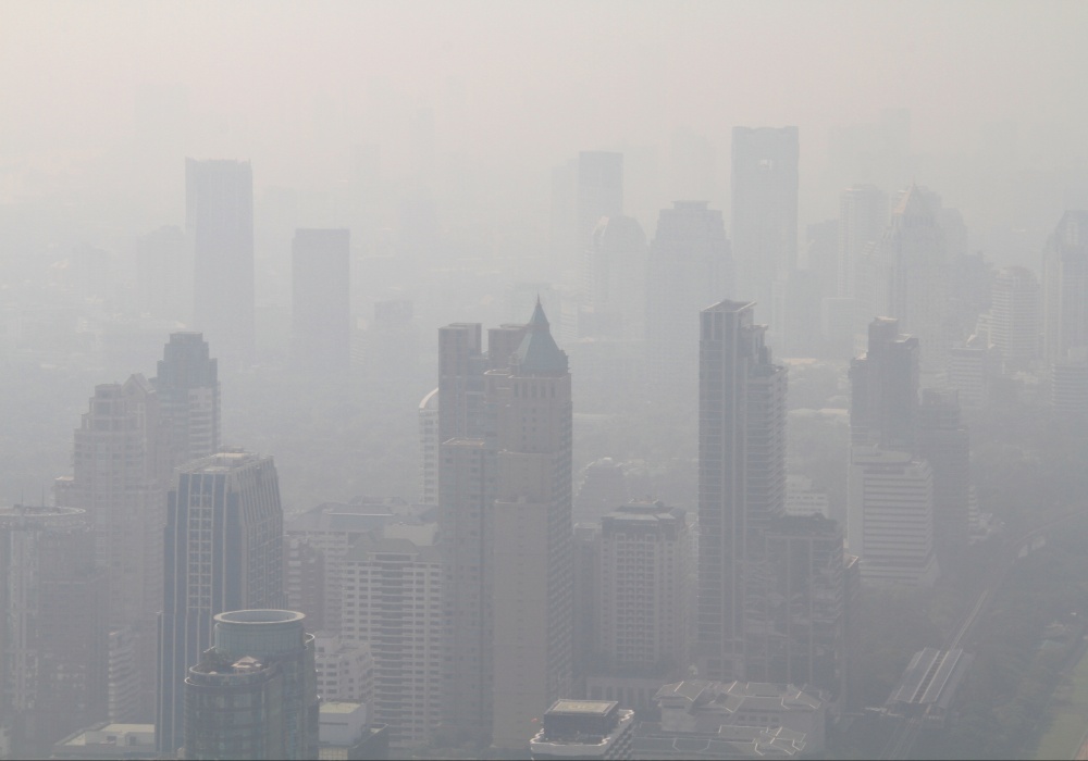 Bangkok: Radnici prinuđeni na rad od kuće zbog toksičnog smoga