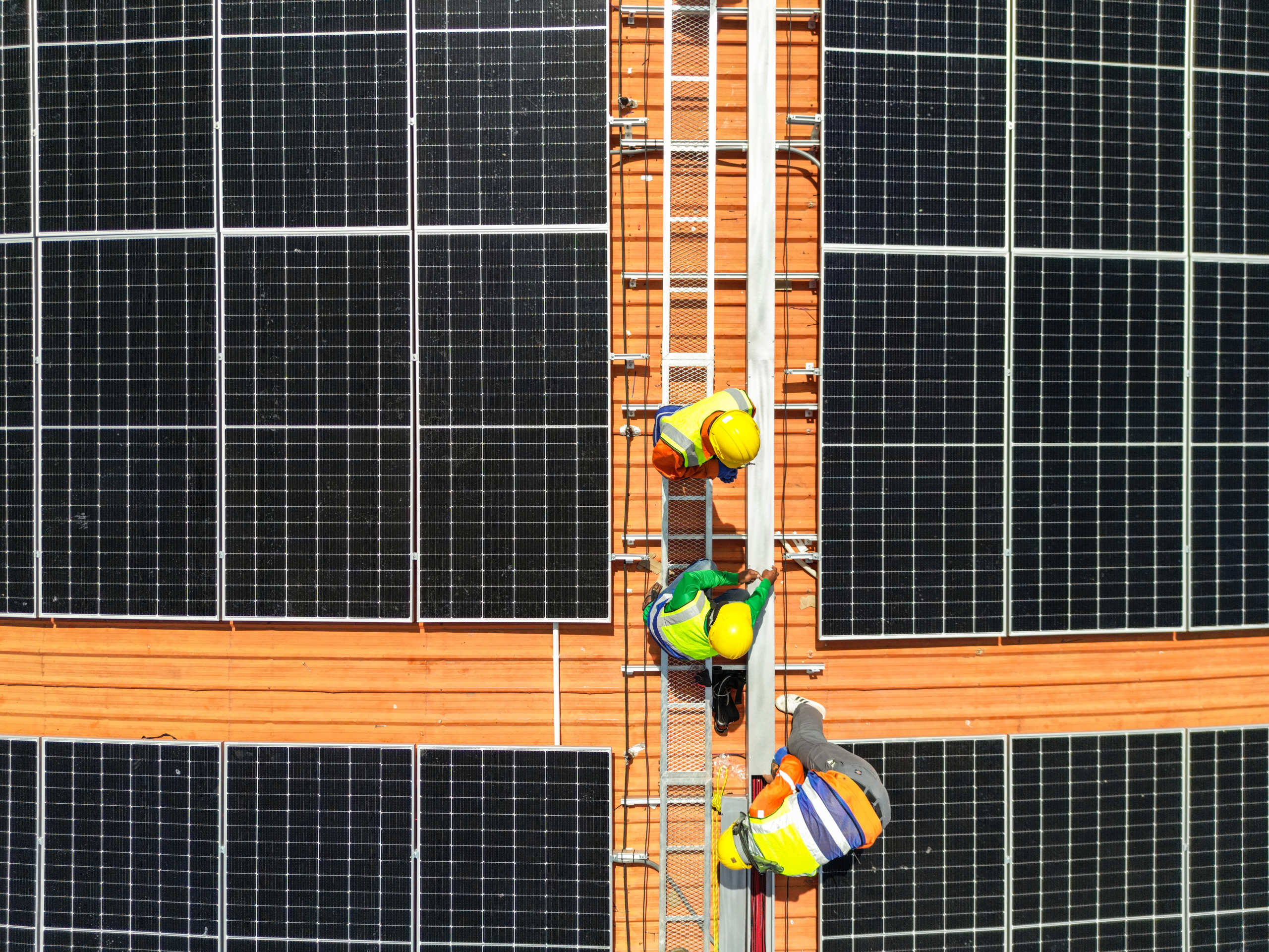 Plug-in solarni paneli: mala revolucija koja menja način na koji domaćinstva proizvode struju