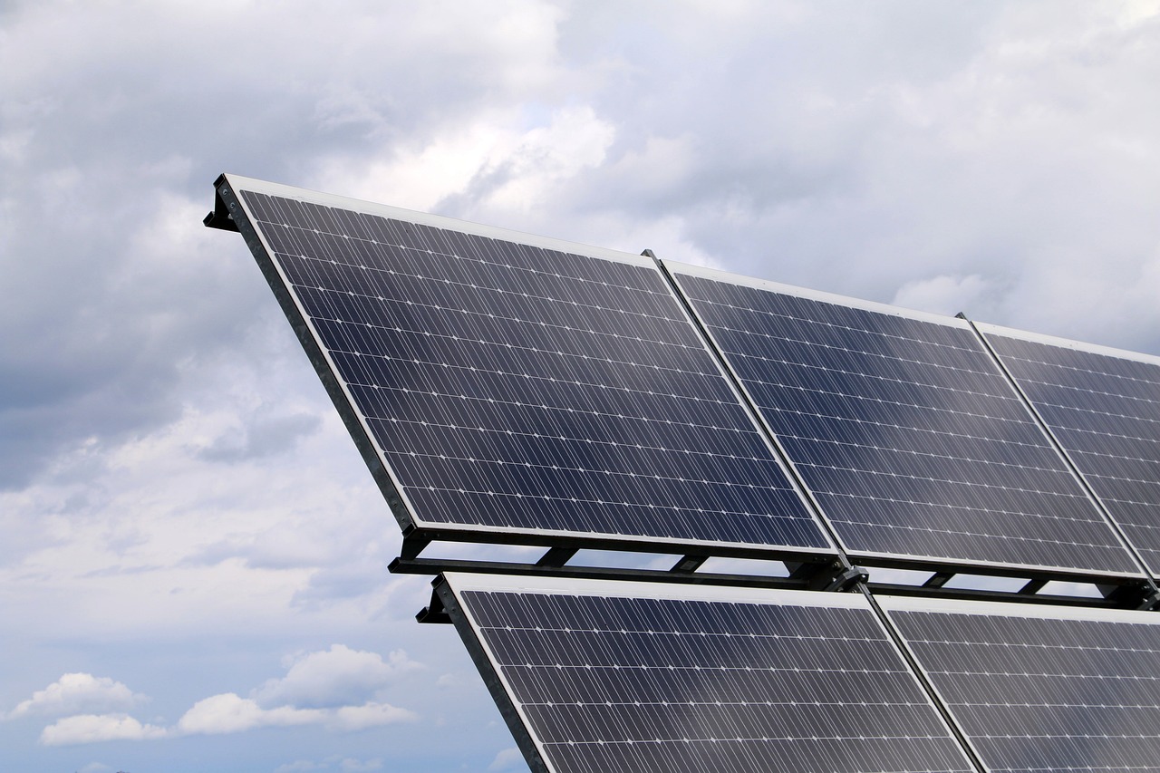 Globalni kapacitet solarne energije dostigao 1,6 teravata - u Srbiji 3.100 prozjumera