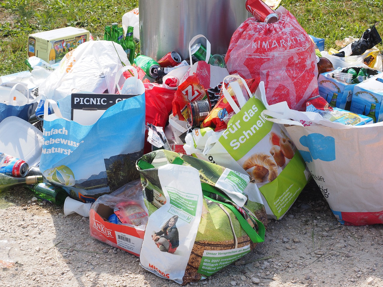 Ambalažni otpad: Obezbeđeno 3.000 novih posuda u više gradova Srbije