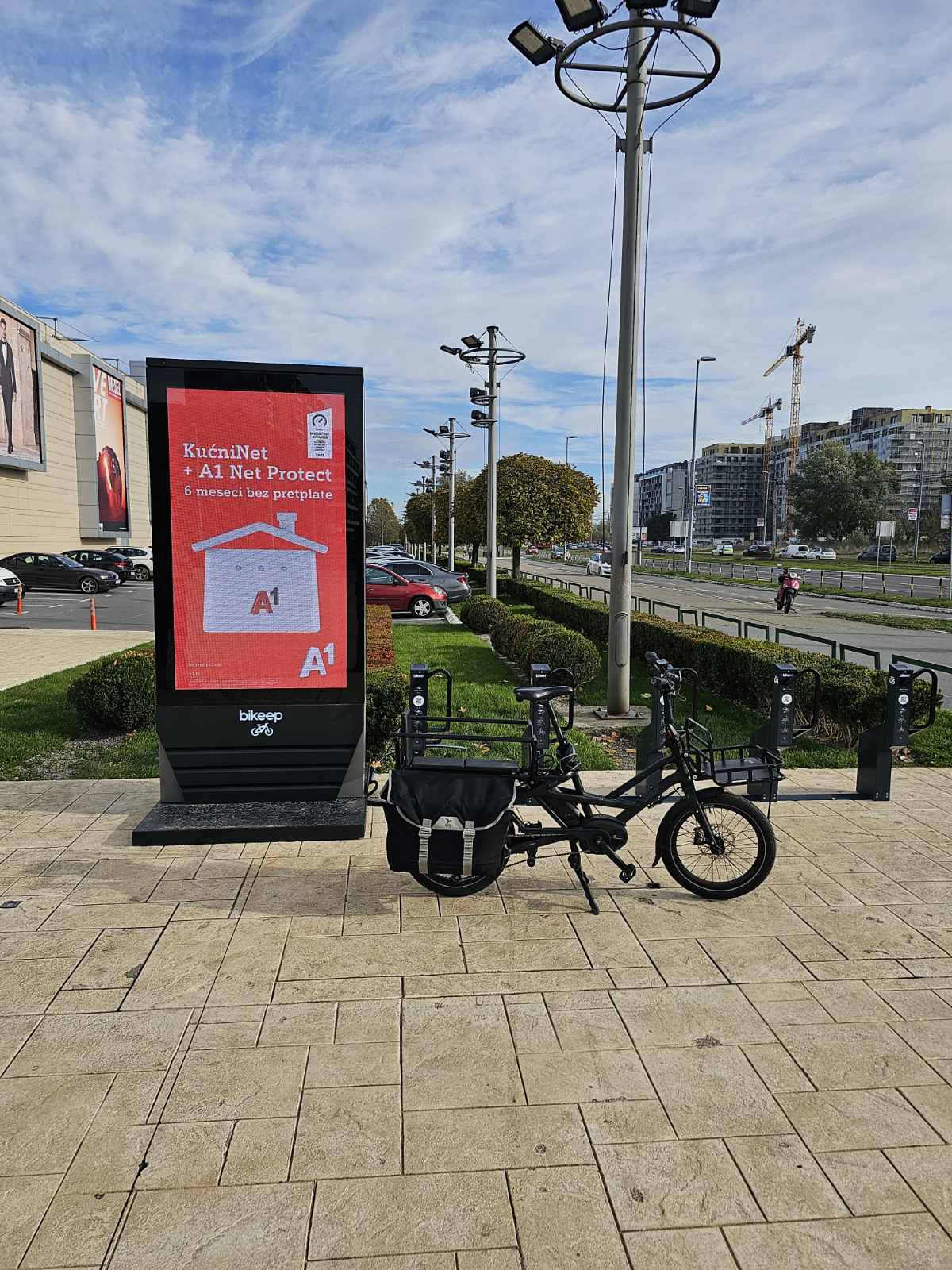 Besplatne stanice za parking i punjenje ekoloških dvotočkaša