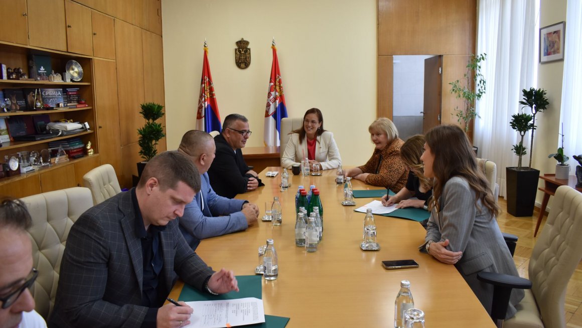 Ministarka Pavkov potpisala ugovor za proširenja i modernizacije Regionalnog centra Srem – Mačva